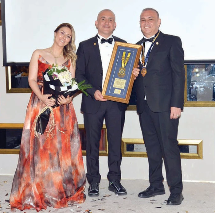 Adana Anatolia Rotary Kulübü’nde Tanır Emre Üzelgeçici  dönemi başladı