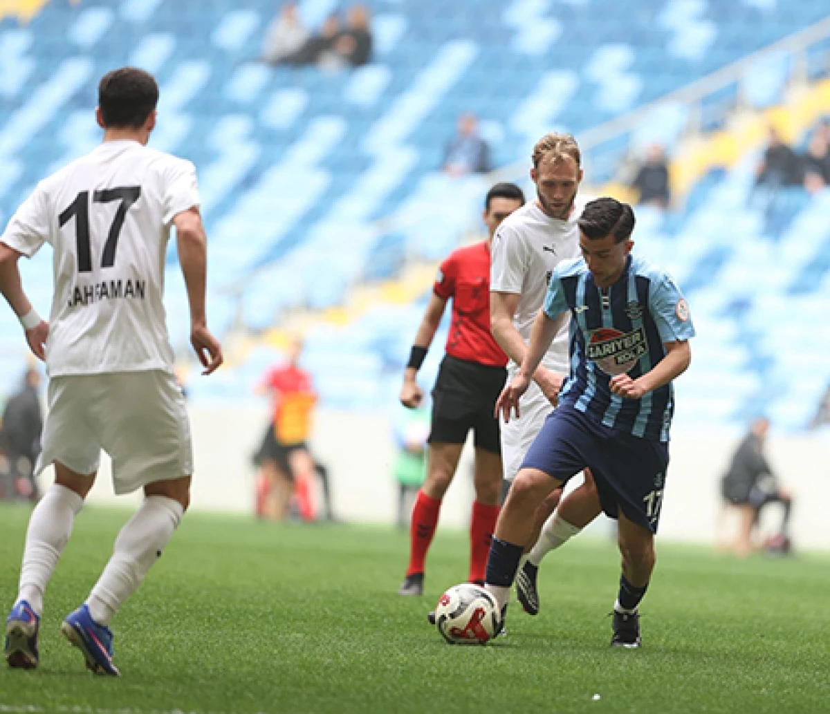 Adana Demirspor: 2 - Manisa FK: 1  