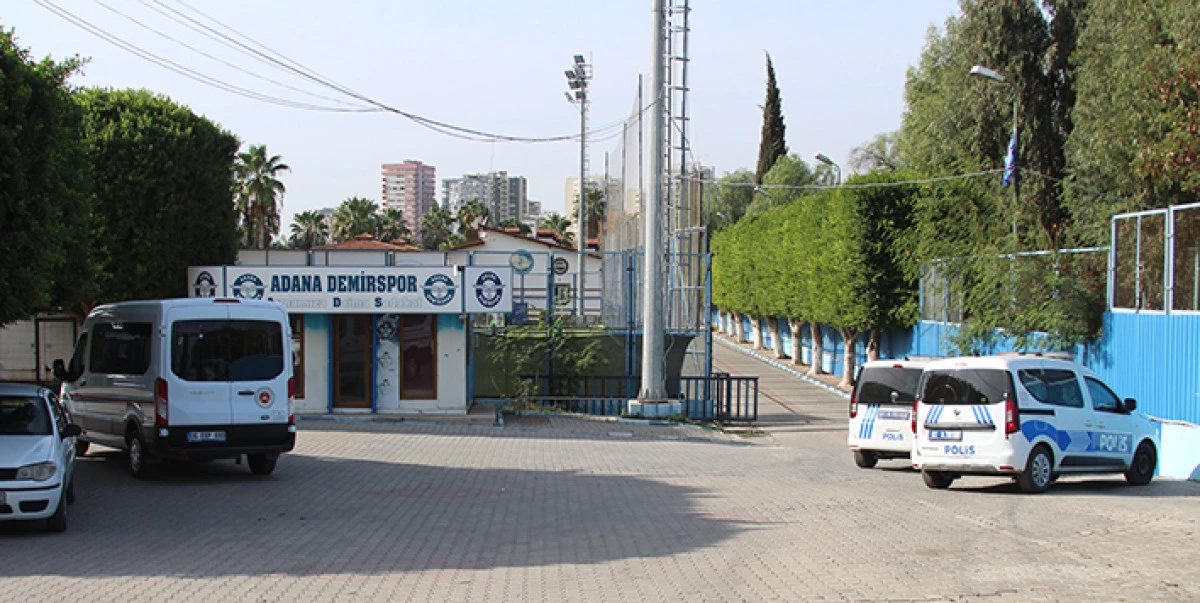 Adana Demirspor'un tesislerine icra geldi     