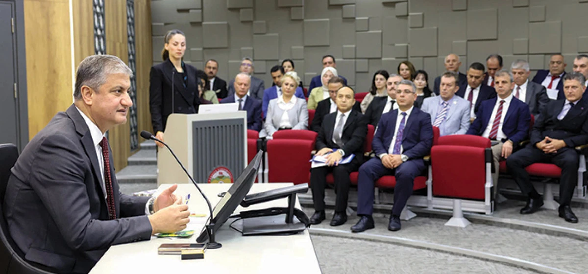  Adana Valisi Mustafa Yavuz: &ldquo;Rotterdam yapma hedefindeyiz&rdquo;