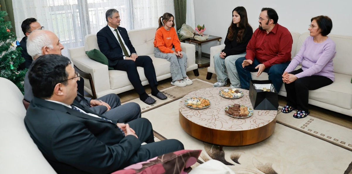 Adana'da deprem konutlarının y&uuml;zde 98'i tamamlandı     