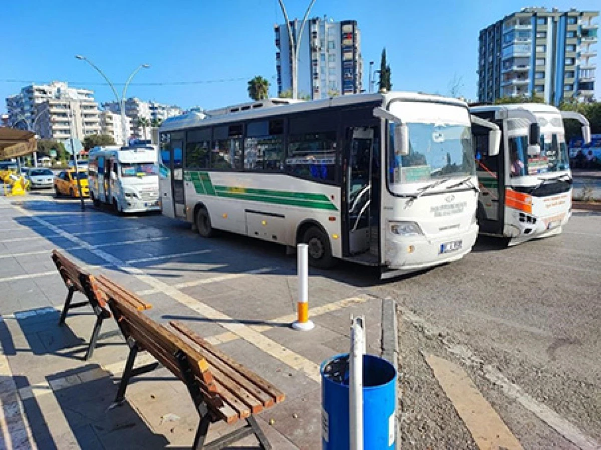  Adana'da toplu taşımaya zam  