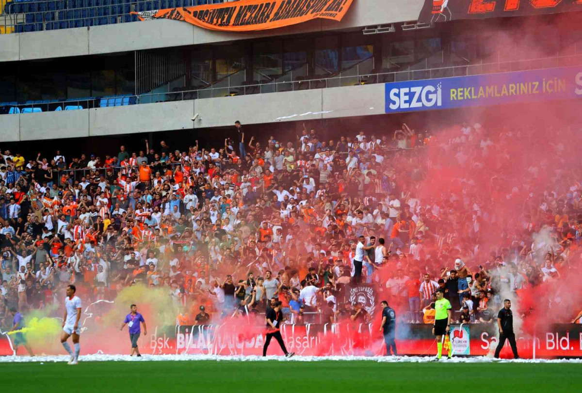 Adanasğor, Bandırmaspor'u yendi ligde kaldı: 1-0