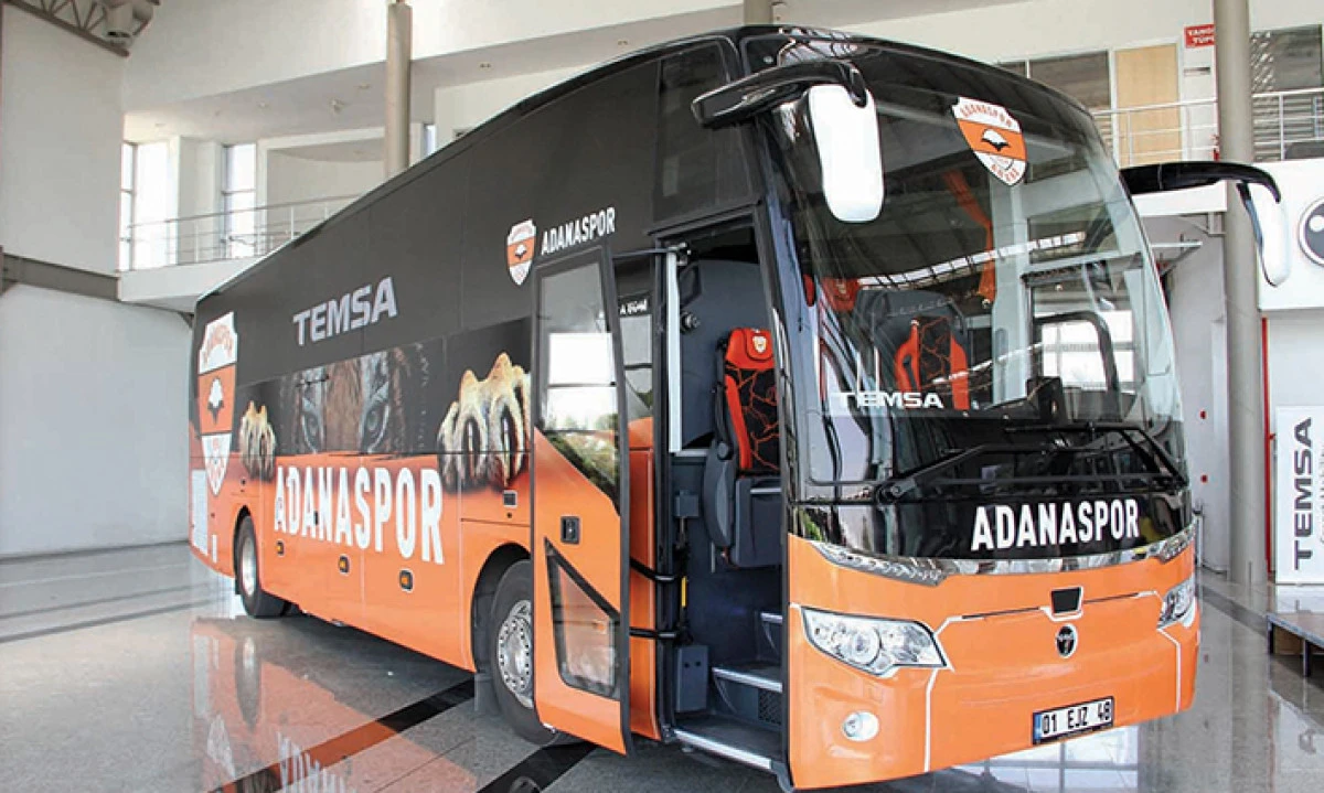 Adanaspor’da kulüp otobüsü haczedildi