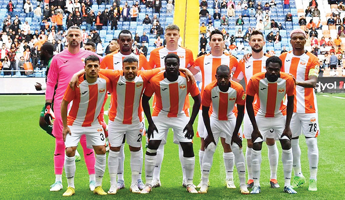  Adanaspor’da kümede  kalma hesapları