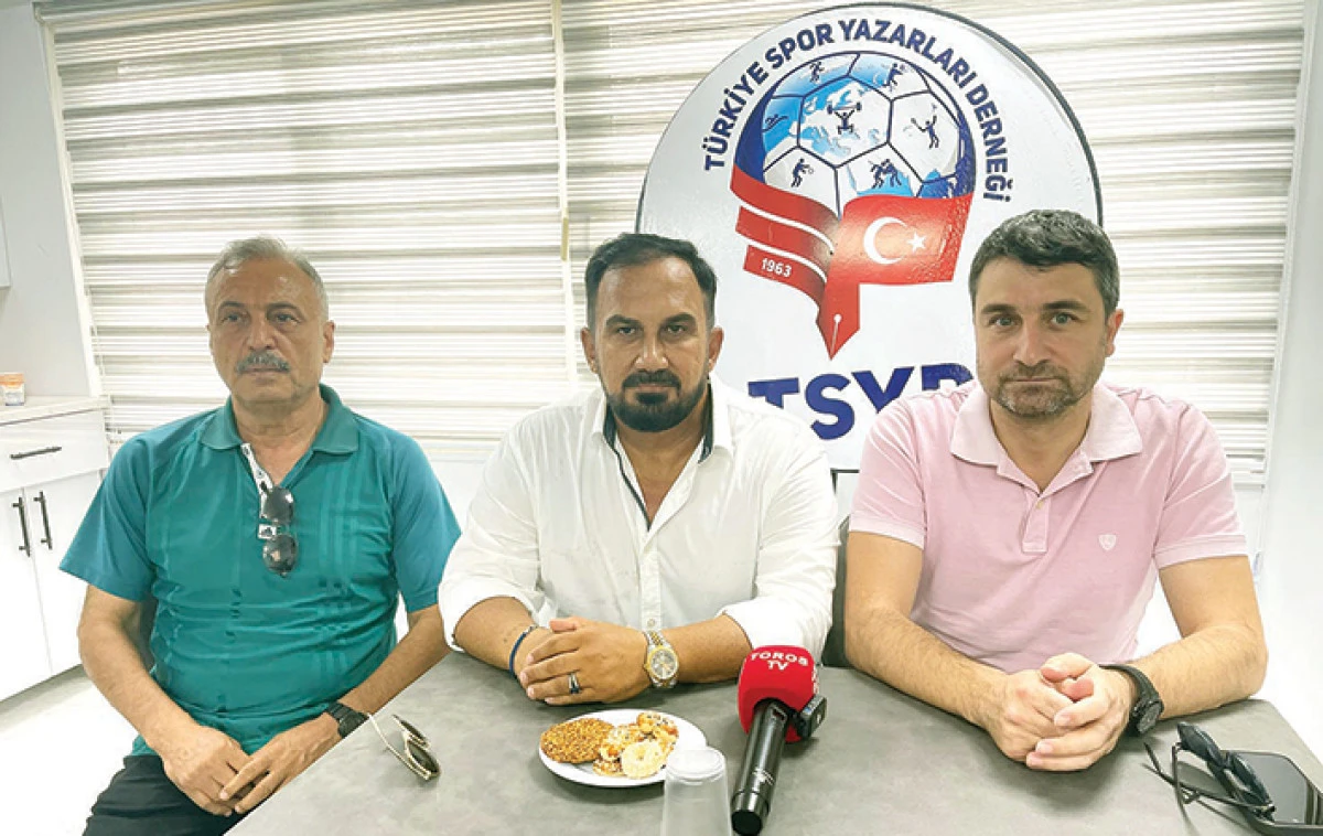 Adanaspor'da Yüksel Yeşilova kolları sıvadı