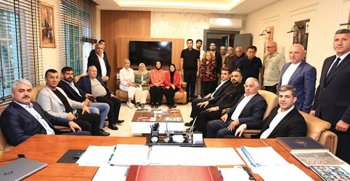 AK Parti&rsquo;nin g&ouml;n&uuml;l  mesaisi