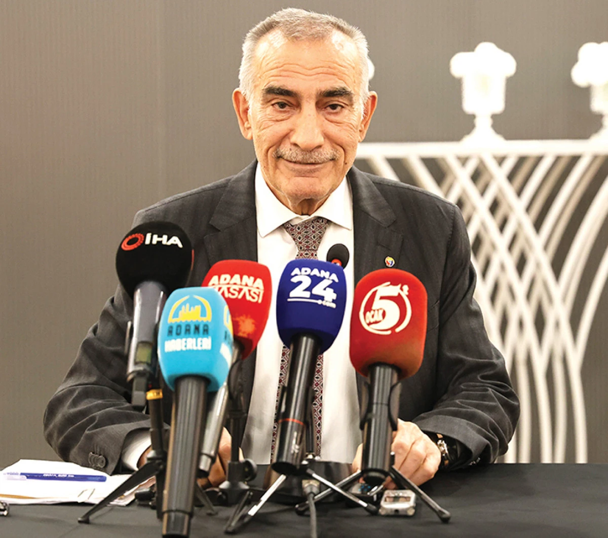 ATO Başkanı  Y&uuml;cel Bayram istifa etti