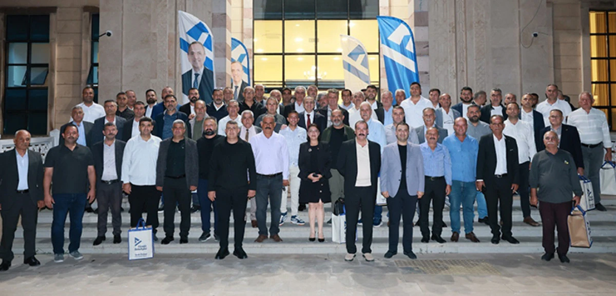 Başkan Vekili &Ouml;z&uuml;nal, muhtarlarla buluştu     