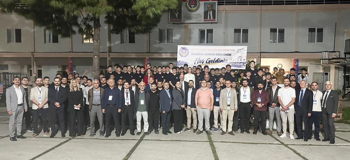 Bekir Sapmaz Yurdu&rsquo;nda  tarihi buluşma