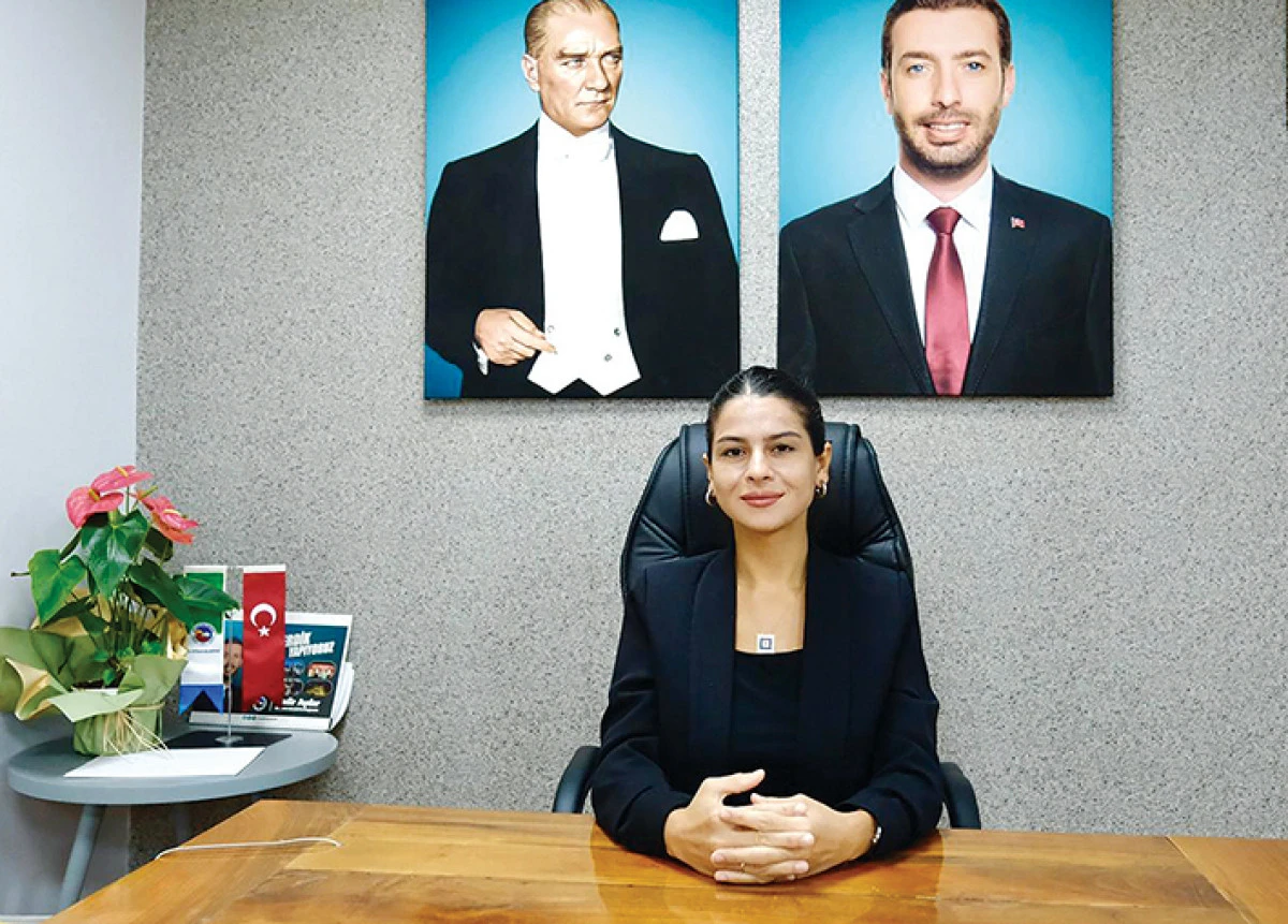 Ceyhan Belediyesi&rsquo;nden 5 Bin 500 ev hanımına 2 bin TL pazar desteği