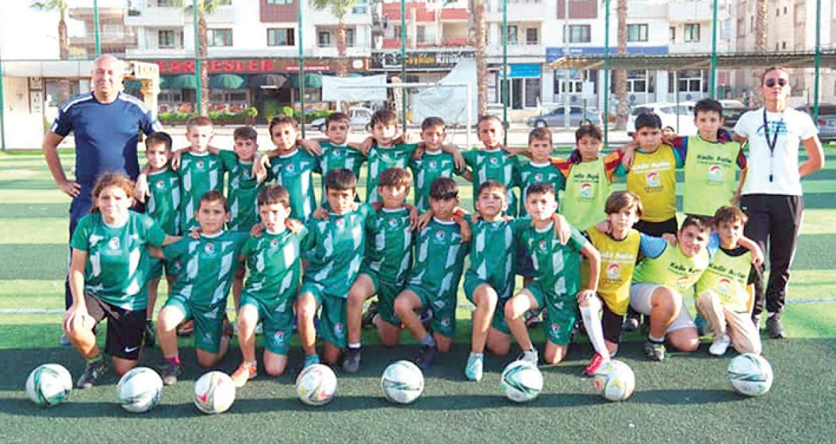 Ceyhan Belediyesi’nin Ücretsiz Futbol Kursları Yoğun İlgi Görüyor