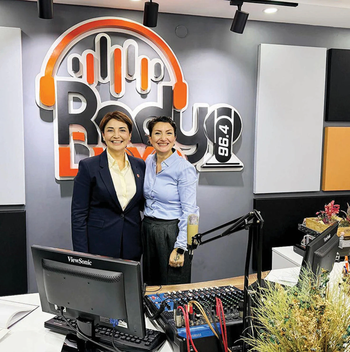 CHP Seyhan İl&ccedil;e Başkanı Av.Berfu Salıcı Yakıt : Kadın m&uuml;cadelesi   toplumu da &ouml;zg&uuml;rleştirecek