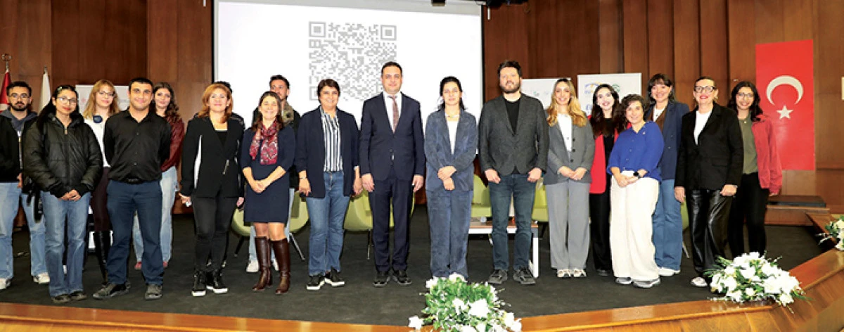 ÇÜ’de “Gönüllülükten   Sosyal Gelişime” paneli 