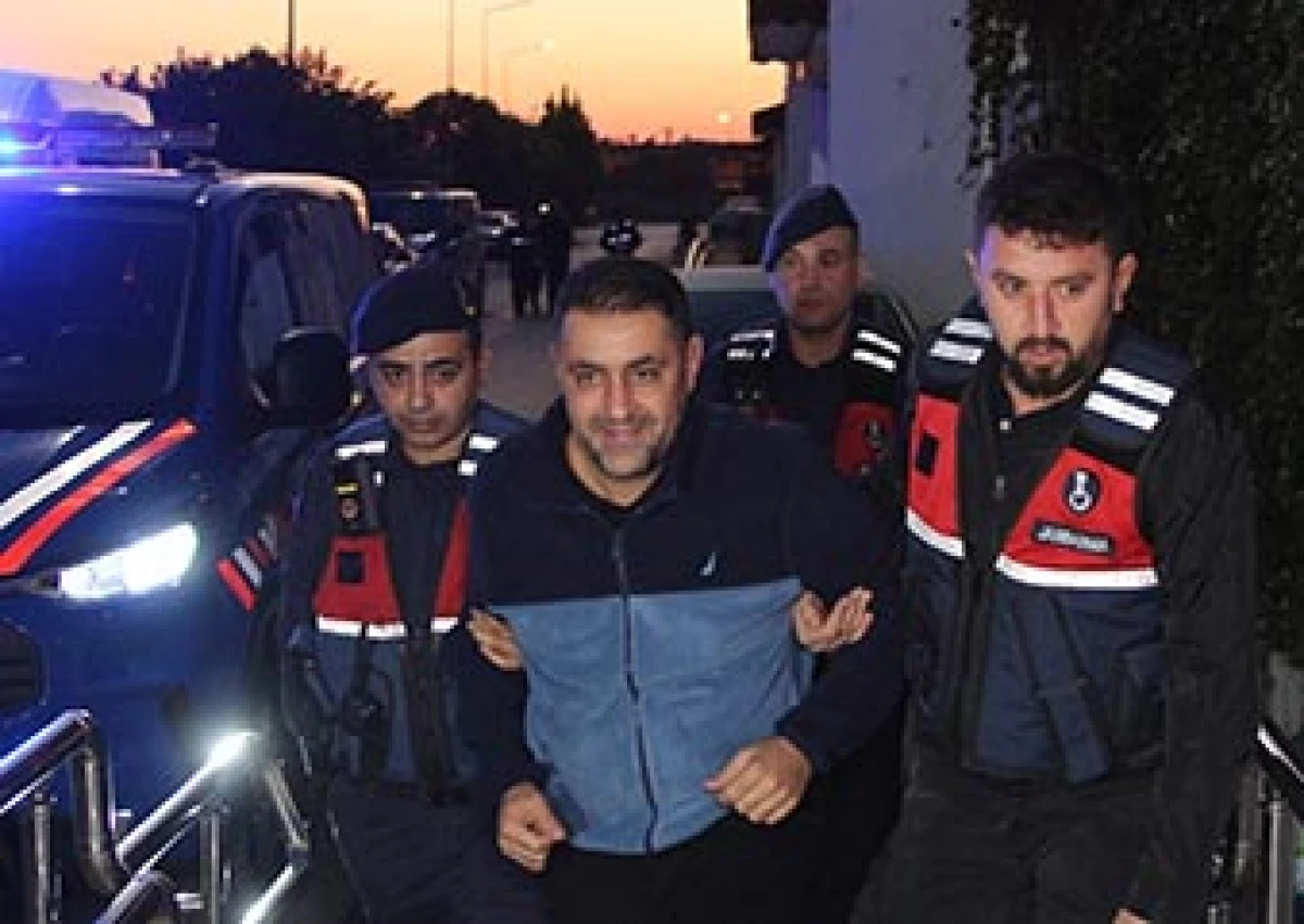 &Ccedil;ukurova Belediyesi soruşturmasında mevcut başkan Emrah Kozay dahil 34 ş&uuml;pheli tutuklandı   
