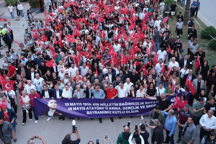 &Ccedil;ukurova&rsquo;da 19 Mayıs coşkusu