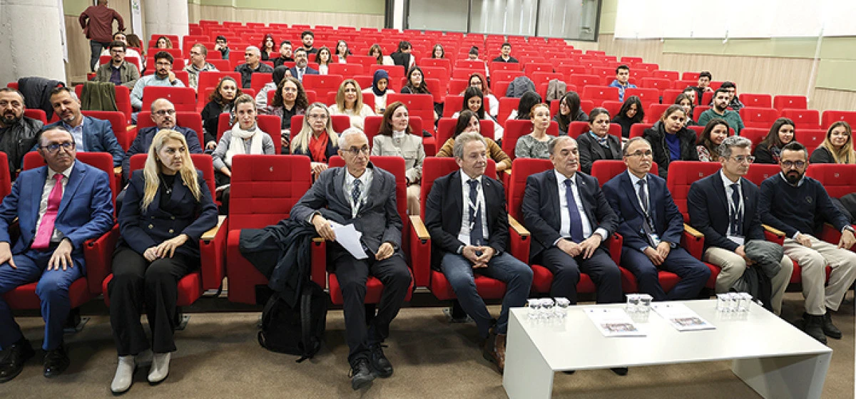  Deprem uzmanları Adana'da toplandı