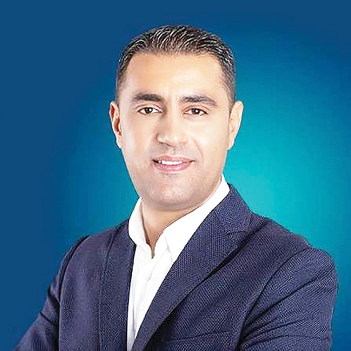  Emrah Kozay Yeni Parti&rsquo;ye katıldı