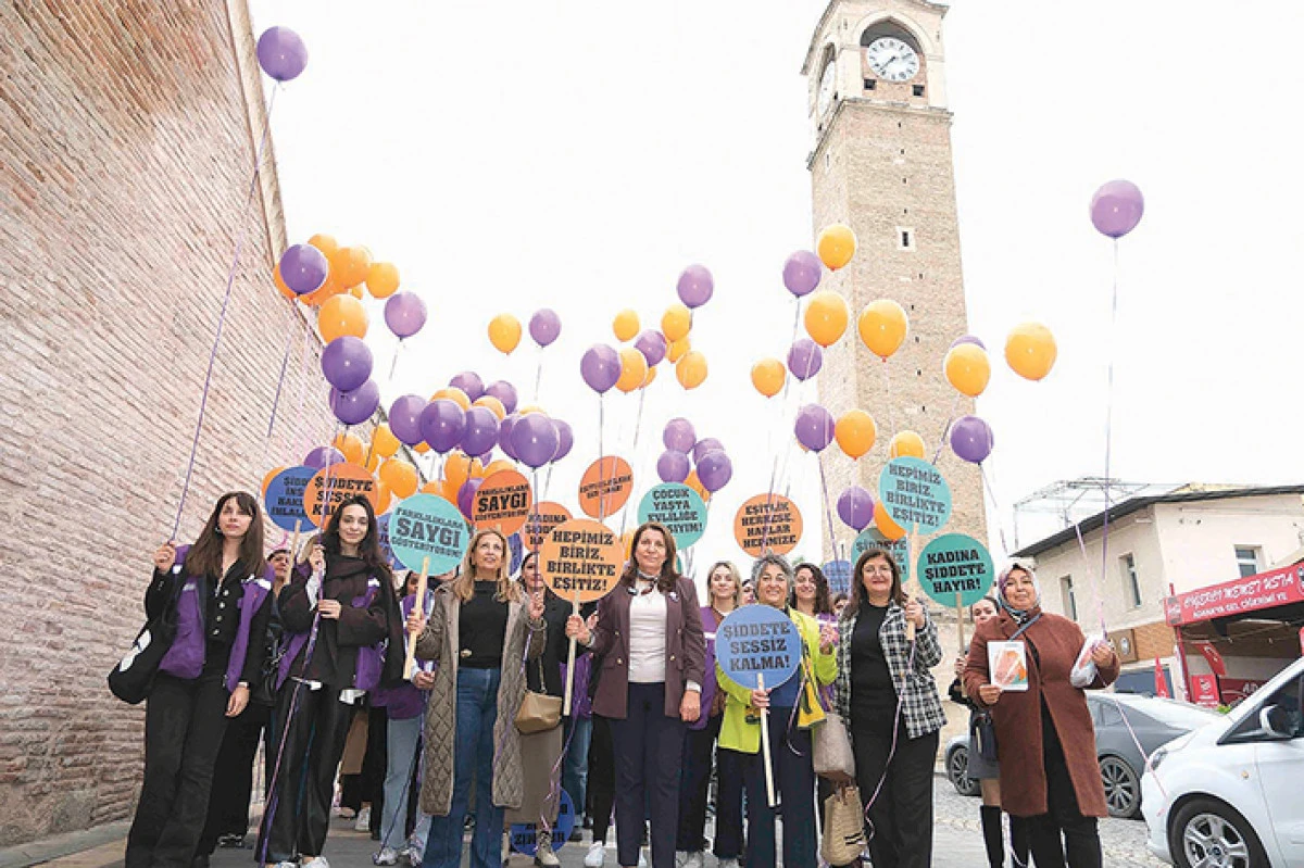 Fidanlar dikildi, balonlar  gökyüzüne bırakıldı