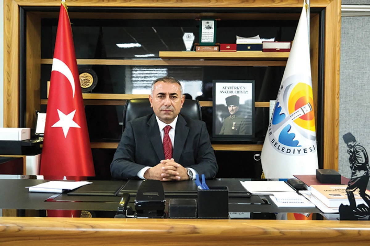   Ge&ccedil;er: &ldquo;Cumhuriyetle milletimizin  geleceği aydınlandı&rdquo;