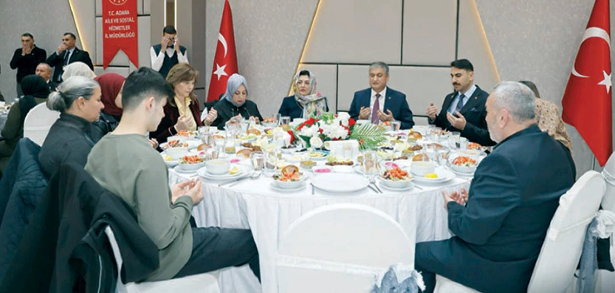 İlk iftar programı şehit aileleri  ve gazilerle ger&ccedil;ekleştirildi