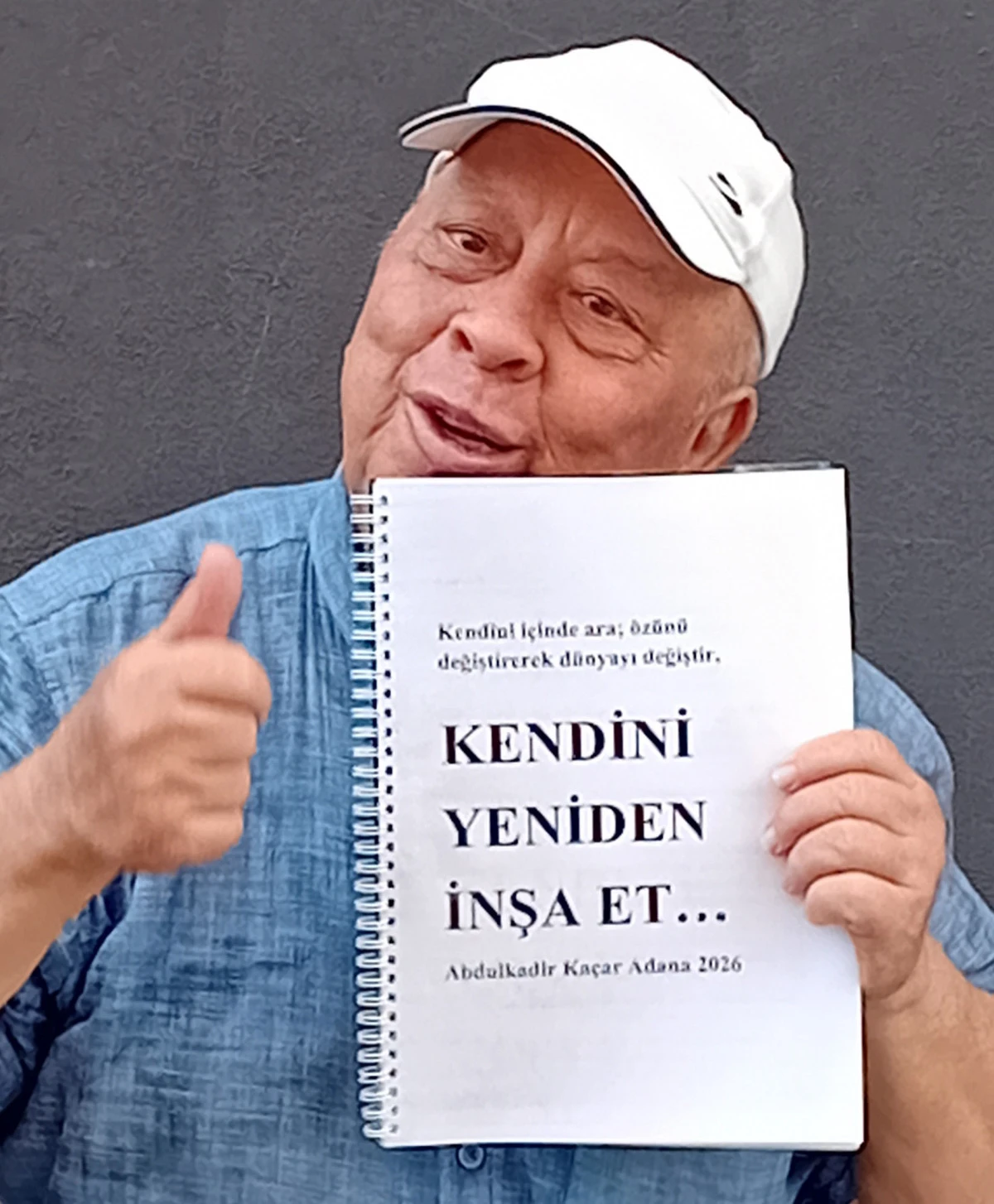 Ka&ccedil;ar kendi alanında bir rekora imza attı;  400. KİTAP DOSYASINI TAMAMLADI