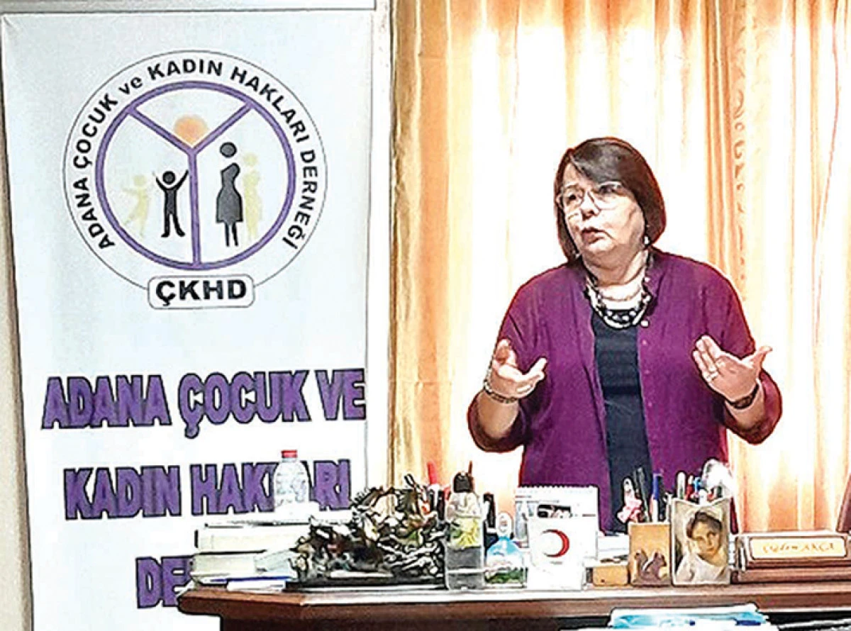  &ldquo;Kadınların, &ccedil;ocukların  yoksulluk nafakası haktır&rdquo;