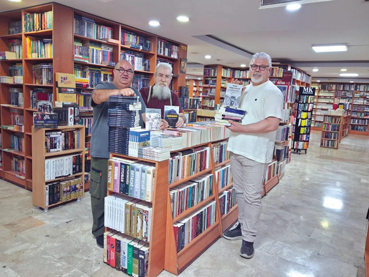 Karahan Kitabevi 1000&rsquo;i aşkın  kitabı okurla buluşturdu