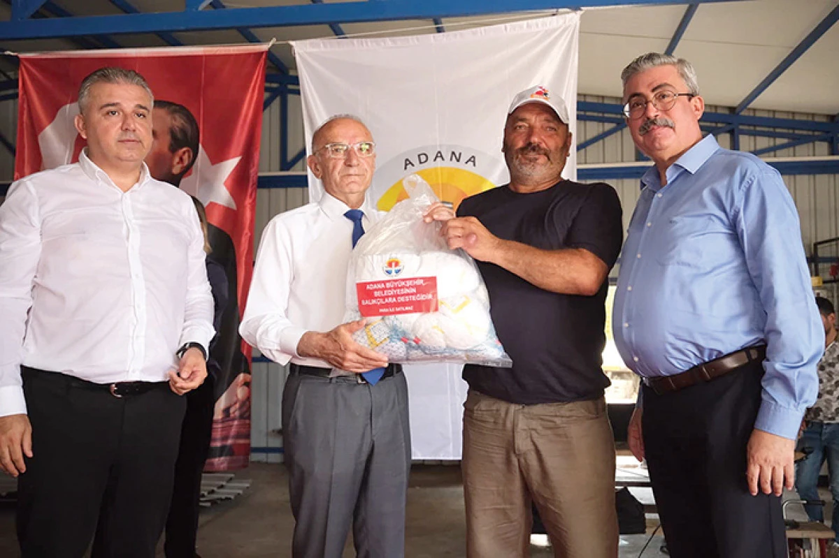 Karataş balıkçısına  malzeme desteği