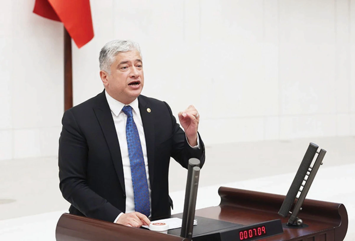 Kısacık: &ldquo;Yapay zeka konusunda kaybedeceğimiz 1 g&uuml;n bile yok&rdquo;