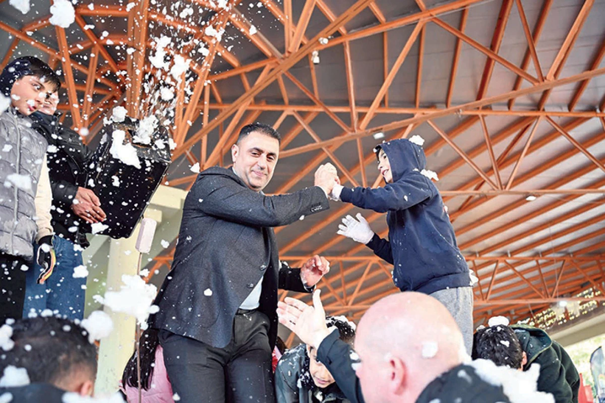  Kozay, &ccedil;ocuklara coşku yaşattı