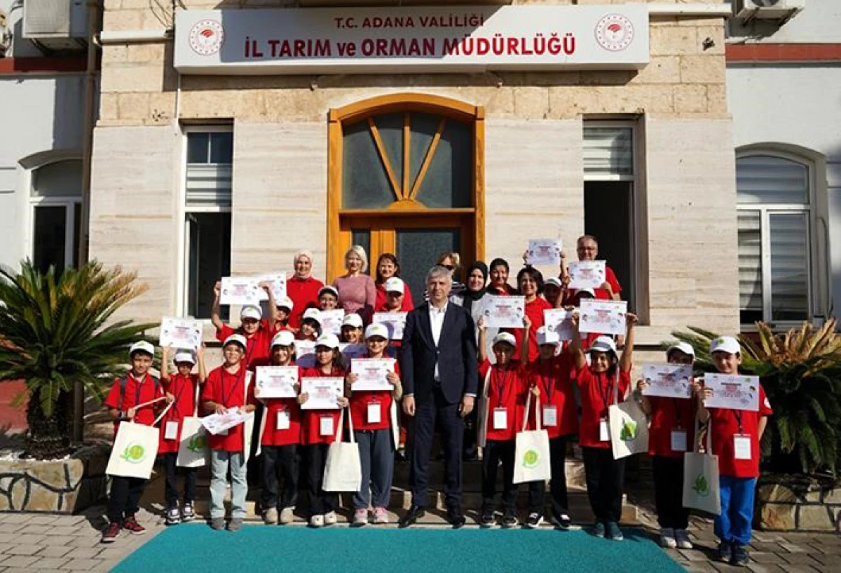"Lider Çocuk Kampı"yla çocuklar, hayvancılık ve tarım öğrendi