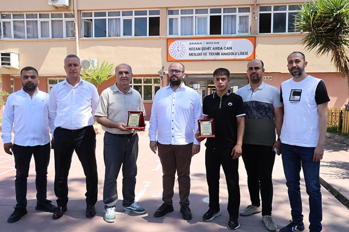 Liseli kaynak&ccedil;ı gen&ccedil;, T&uuml;rkiye birincisi oldu