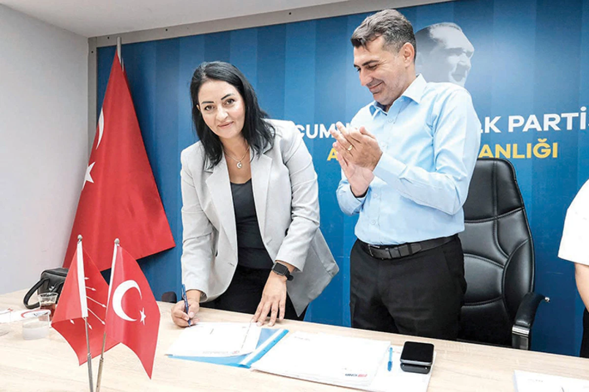 Memleket Partisi yönetimi  CHP’ye katıldı