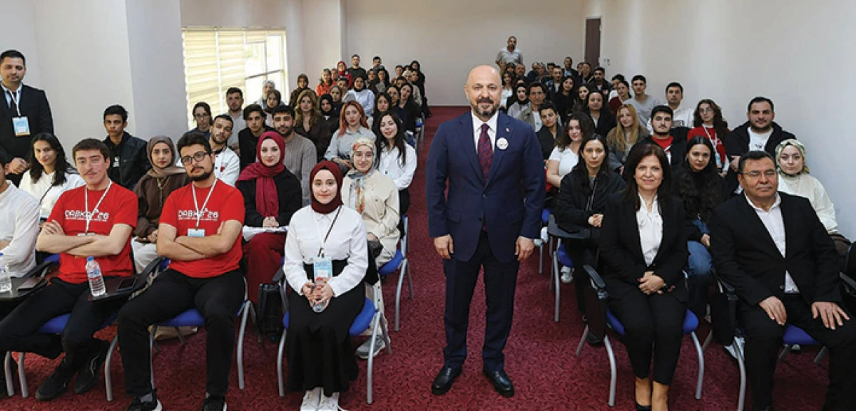 Nacar&rsquo;dan gen&ccedil;lere  kariyer rehberliği