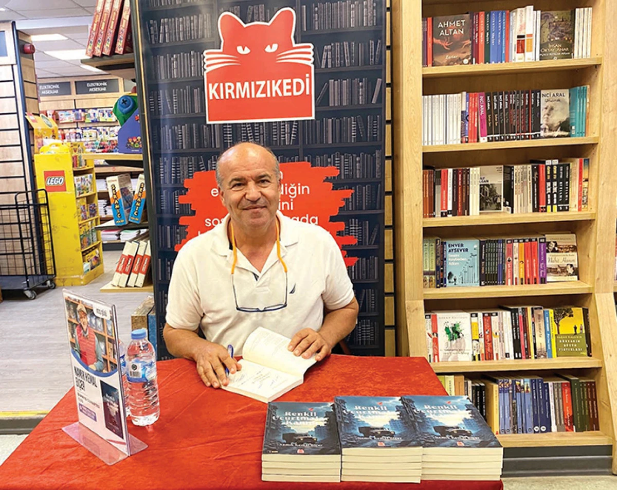 Namık Kemal Biçer, İzmir’de okurlarıyla buluştu