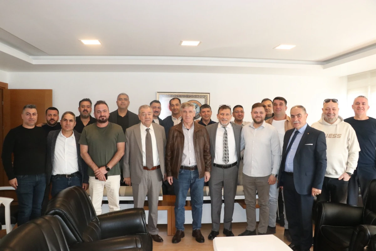  Petrol-İş Sendikası Genel Başkanı S&uuml;leyman Aky&uuml;z: Tek &ccedil;are sendikalaşmak!