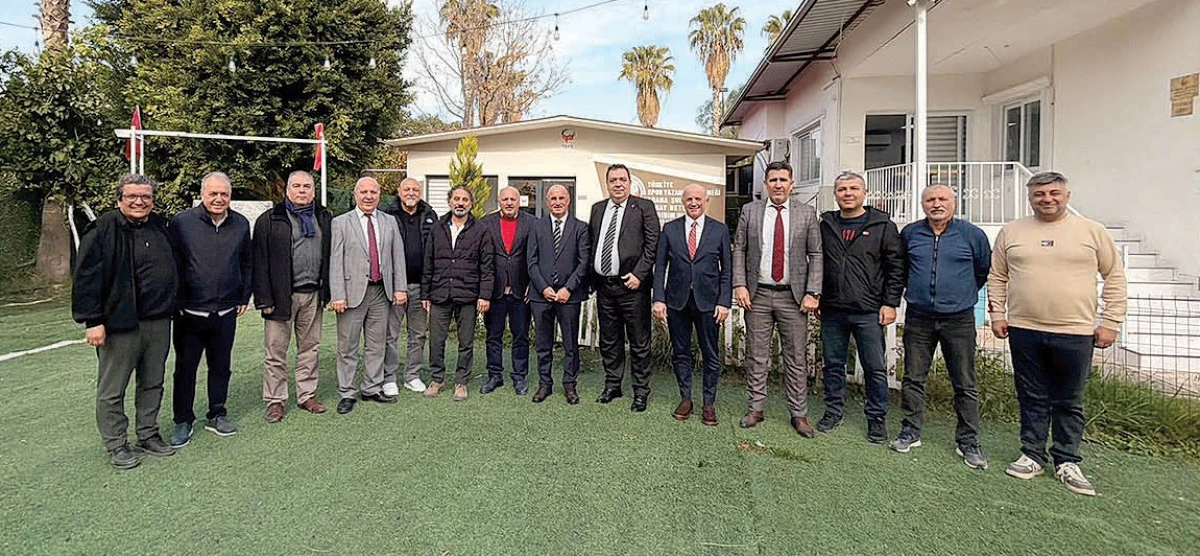 Şener Aydın&rsquo;dan TSYD&rsquo;ye ziyaret: &ldquo;Bizim insandan başka     sermayemiz yok&rdquo;