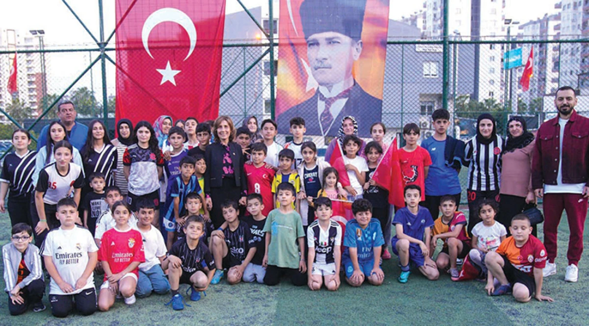 Seyhan Belediye Başkanı Oya Tekin: Evlatlarımızın yanındayız