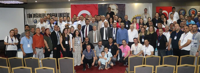   Tez Koop-İş’te  Mustafa Oğuz yeniden başkan seçildi