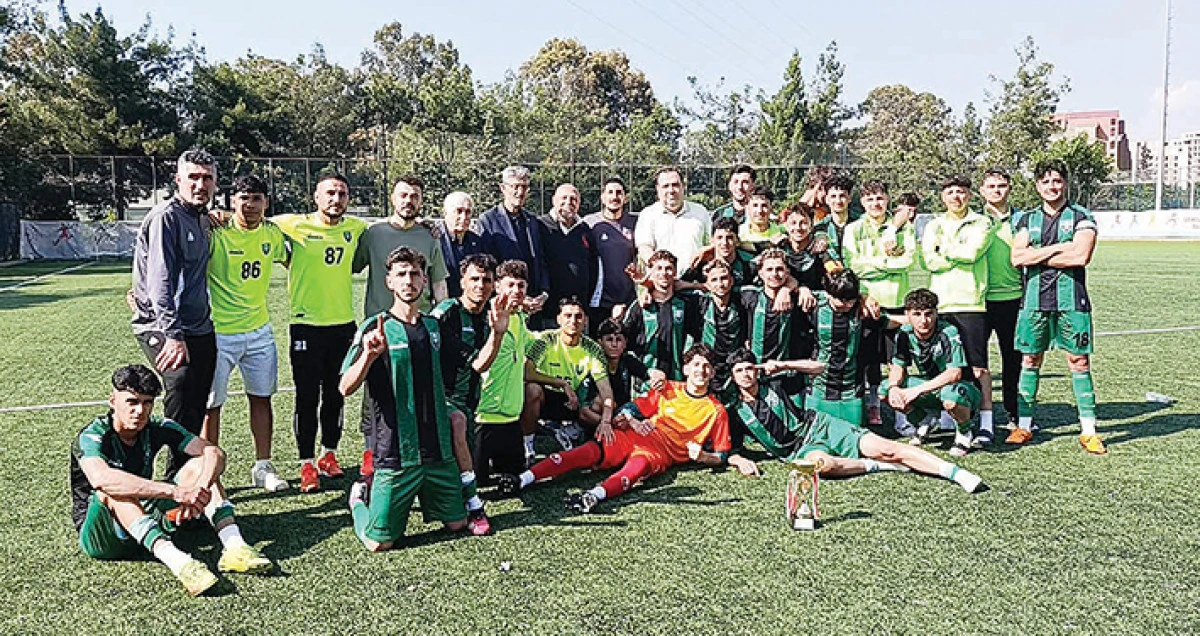 U-18&rsquo;de Gaziantep  T&uuml;rkiye şampiyonu