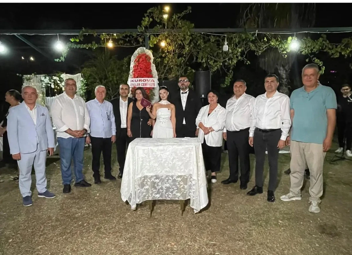 UMUT VE ESRA D&Uuml;NYA EVİNE GİRDİ