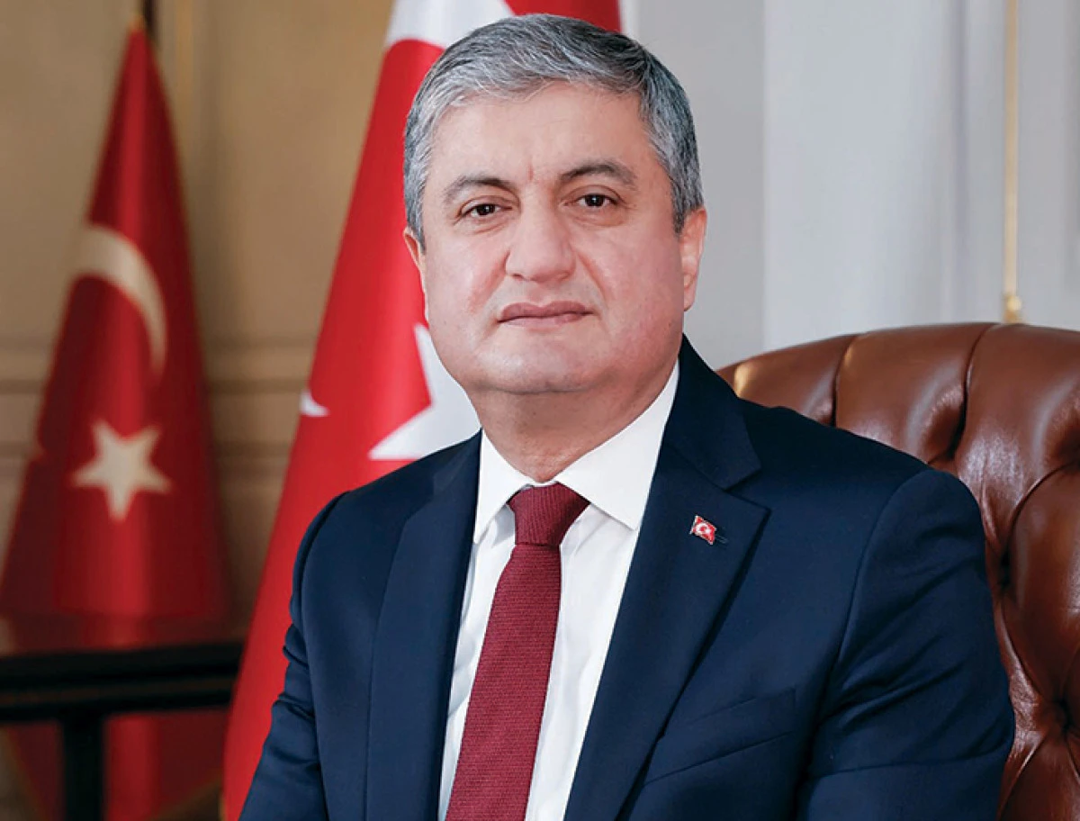  Vali Yavuz: B&uuml;y&uuml;k bir gurur ve  heyecanla kutluyoruz