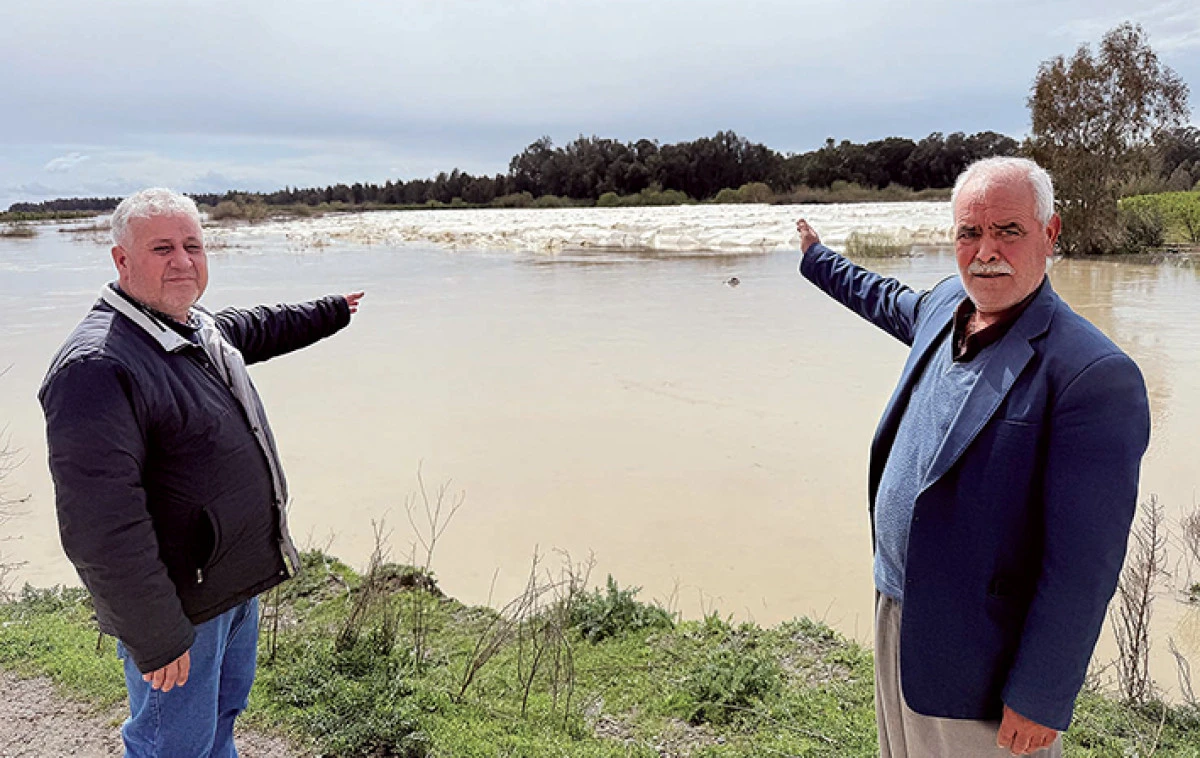  Yağışlar tarım arazilerini vurdu