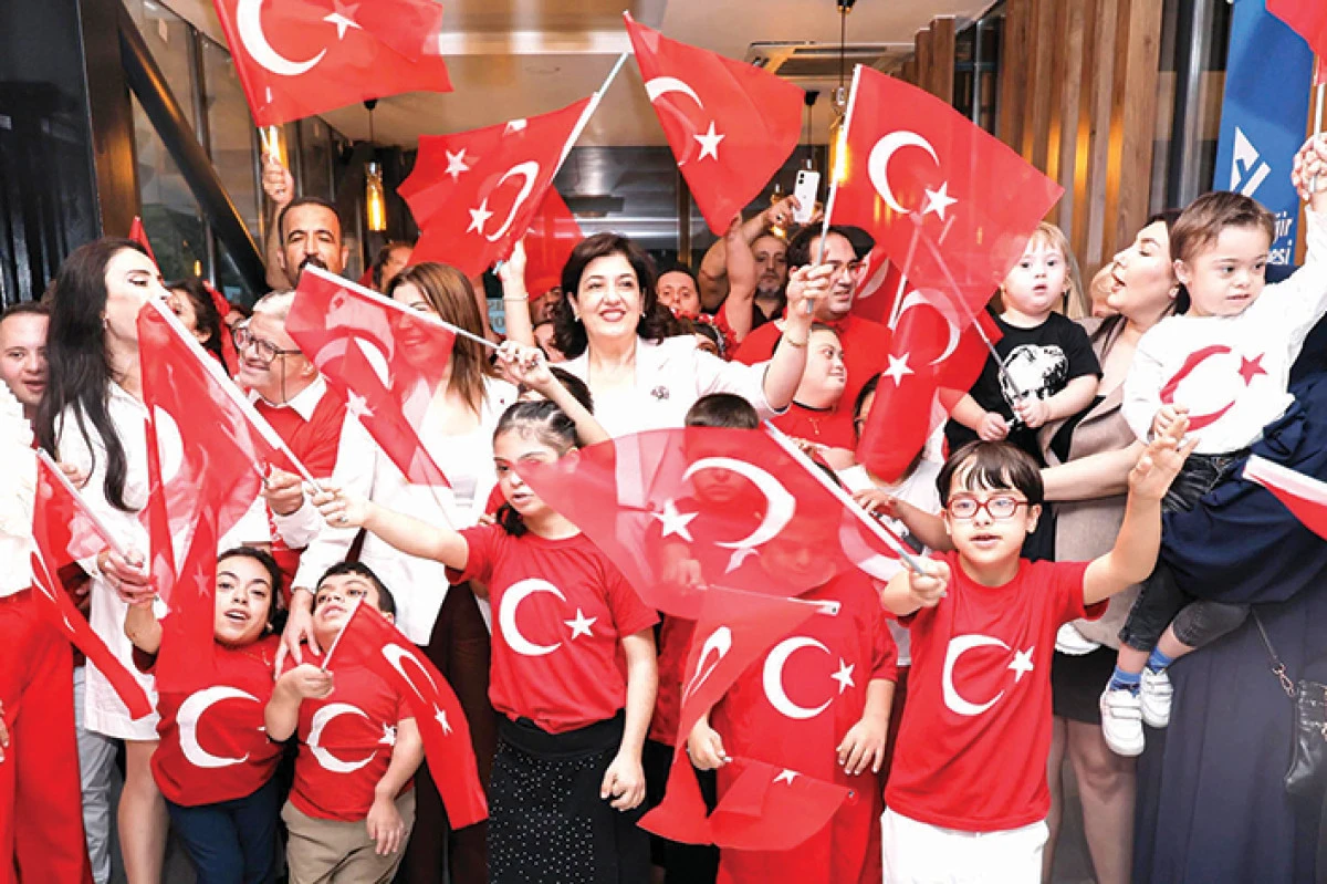 Yavuz, Cumhuriyet  heyecanına ortak oldu