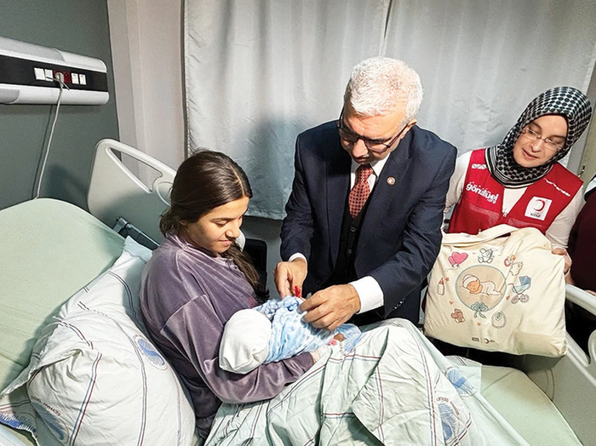 Yeni yılın ilk bebeği &lsquo;Atlas&rsquo; oldu