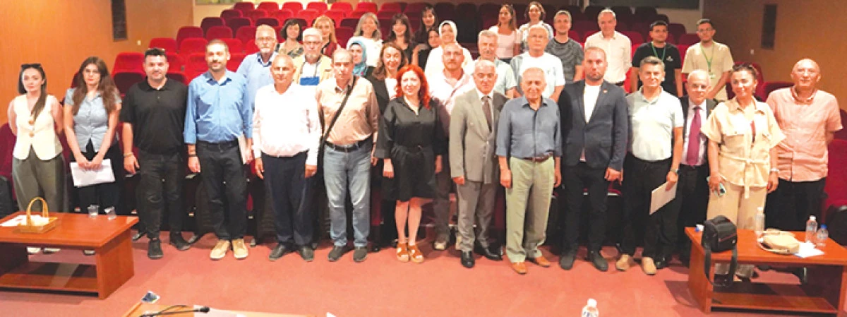 Yerel Medya ve Akademi   aynı masada buluştu