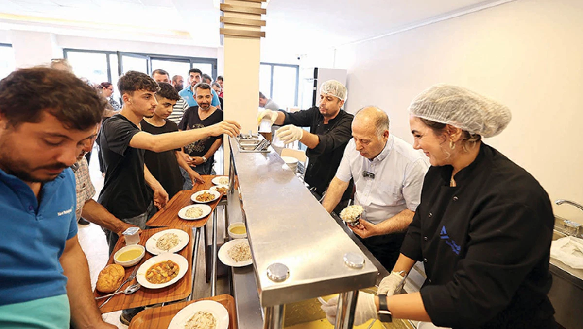 Yüreğir’in ilk Kent Lokantaları açıldı
