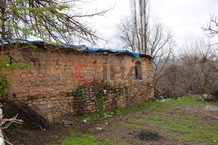 200 yıllık evden bir mahalle çıktı